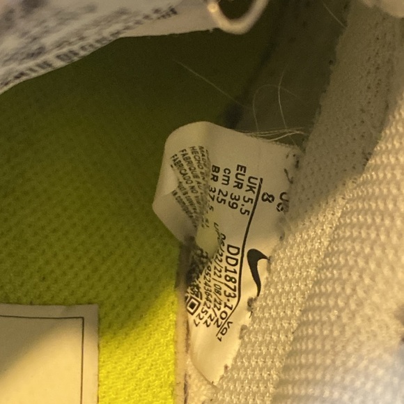 Nike Dunk Low Pandas - Picture 4 of 4